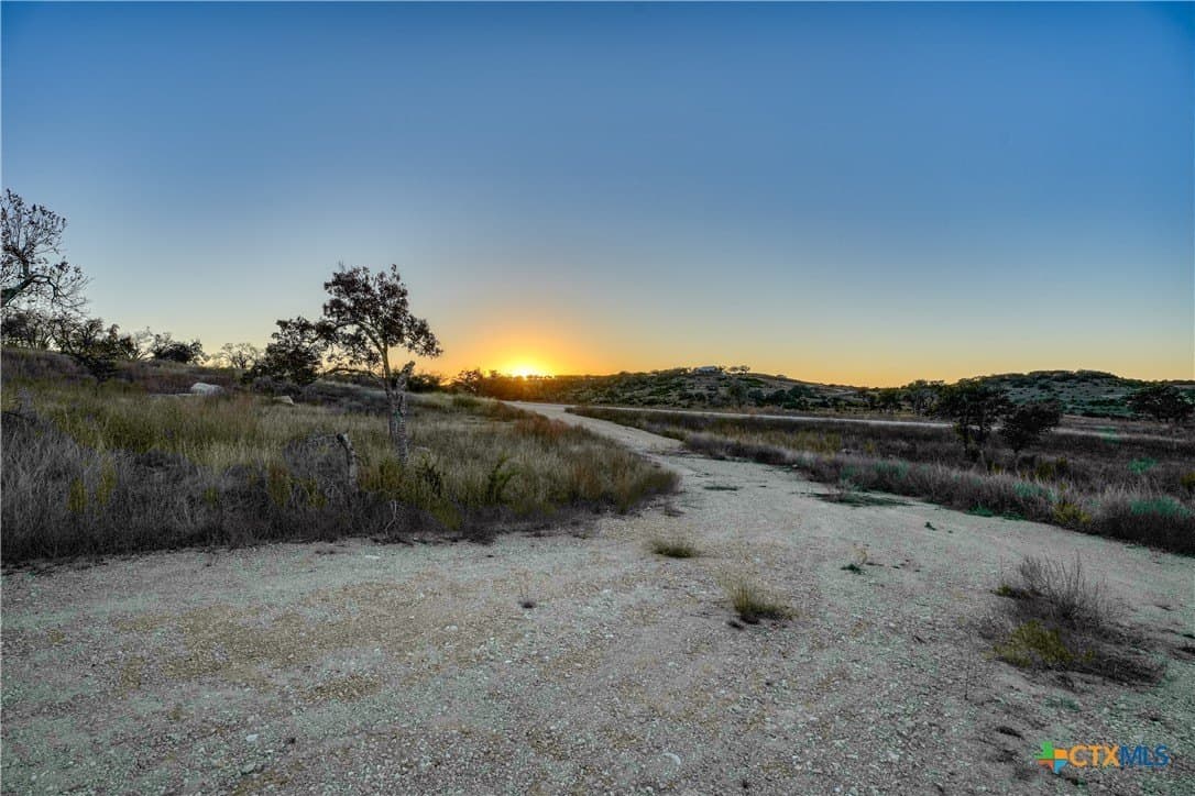 10 acres in Blanco County - photo 5