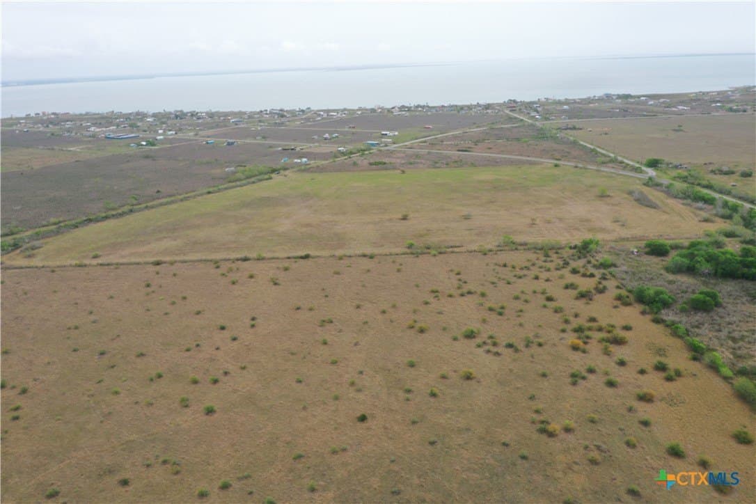 32.93 acres in Calhoun County - photo 8