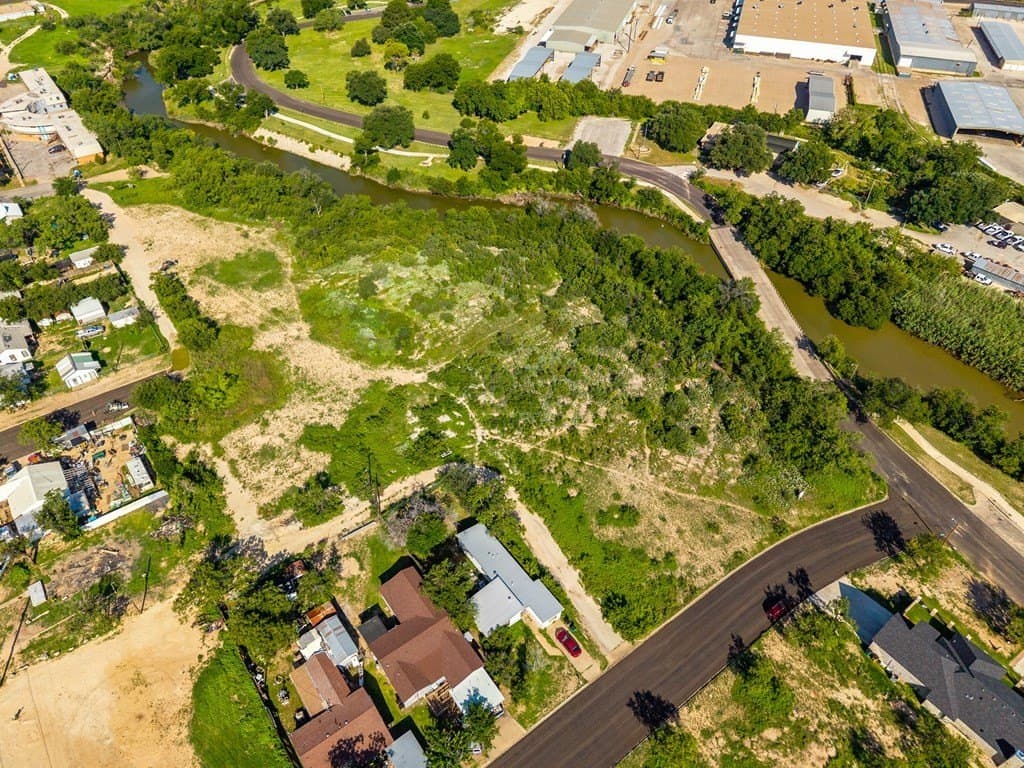 3.71 acres in Tom Green County - photo 16