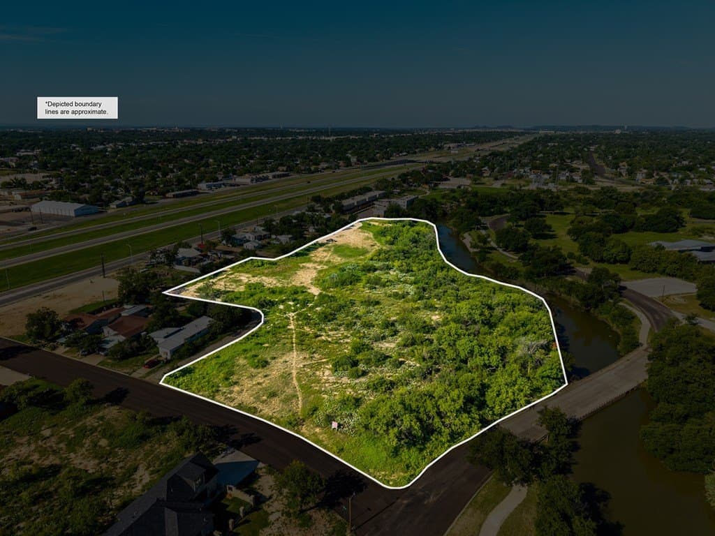 3.71 acres in Tom Green County - photo 2
