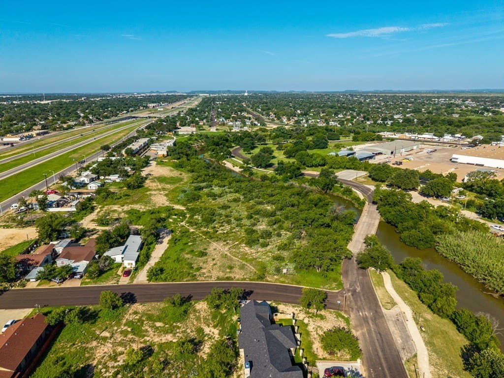 3.71 acres in Tom Green County - photo 3