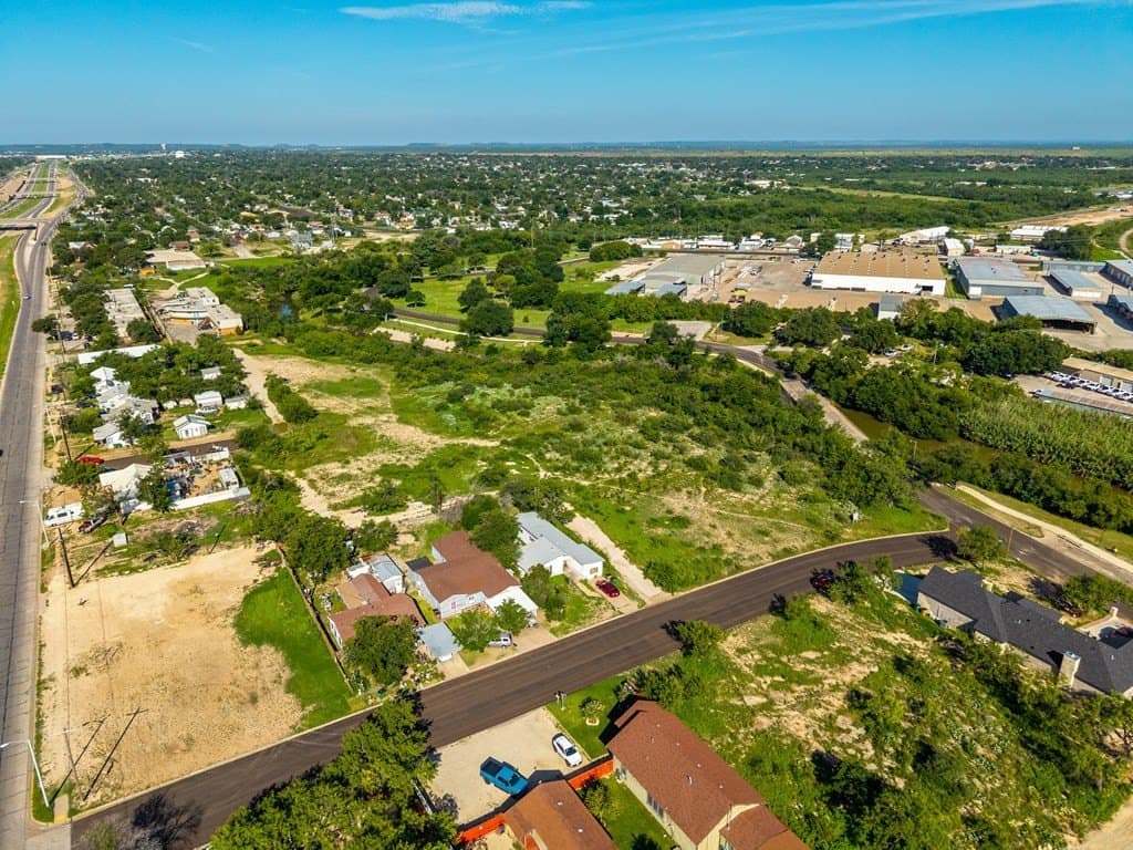 3.71 acres in Tom Green County - photo 4