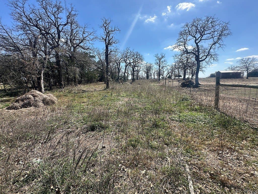 5.5 acres in Fayette County - photo 9
