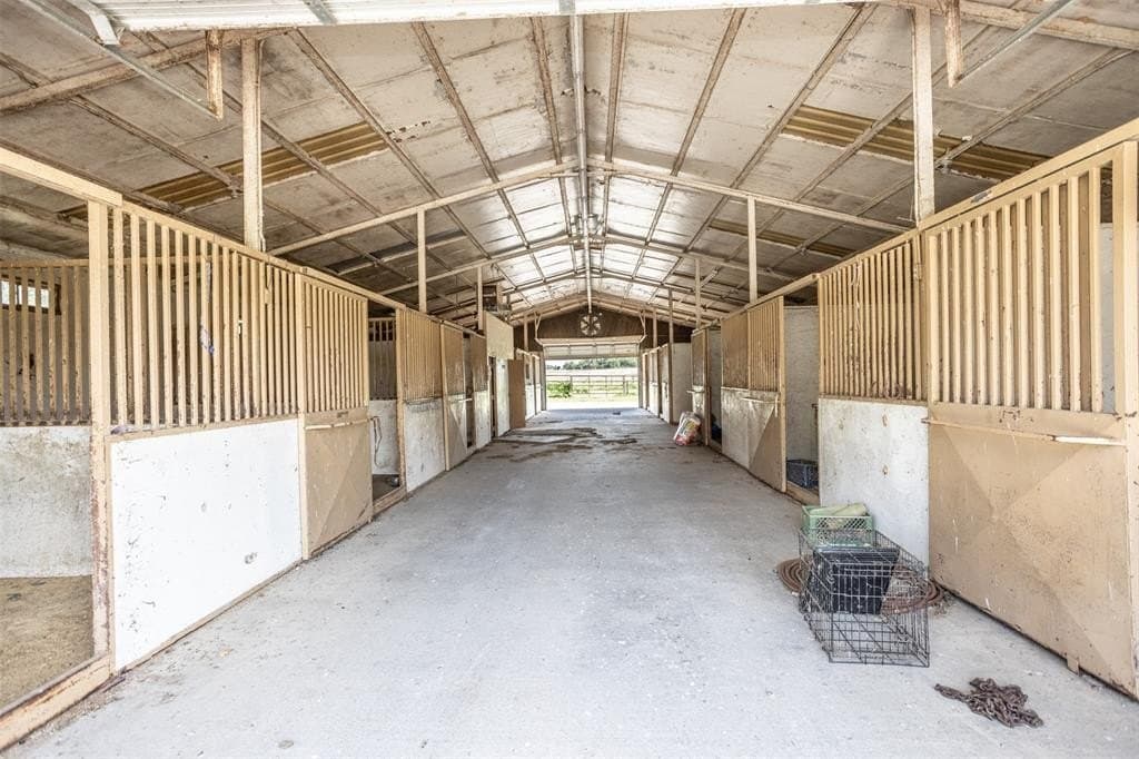 80 acres in Cooke County - photo 14