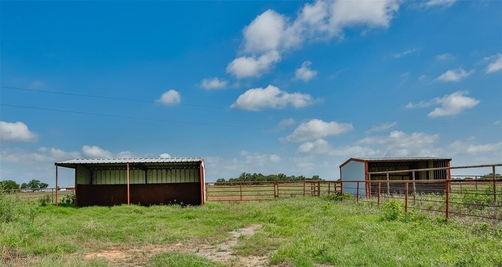 80 acres in Cooke County - photo 16