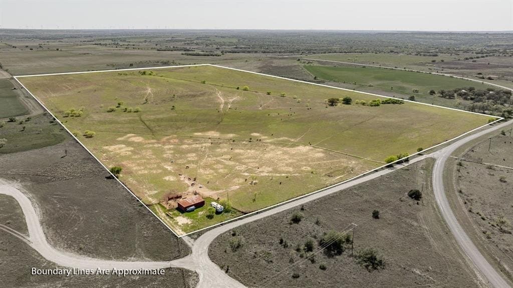 131.24 acres in Comanche County - photo 2