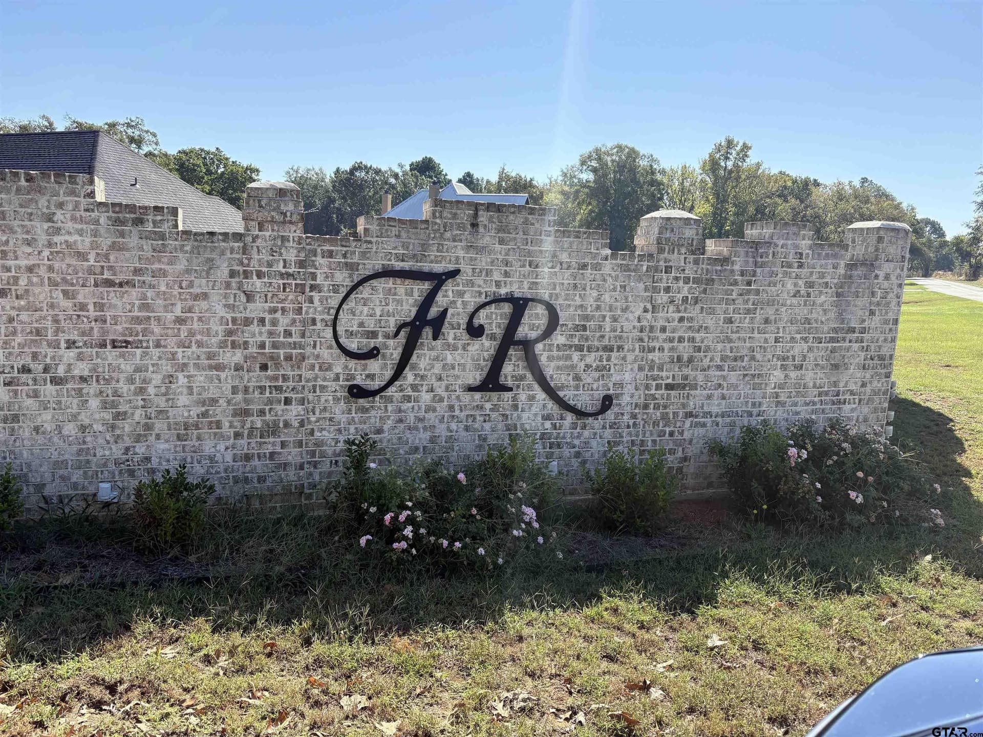 0.5 acres in Smith County - photo 2