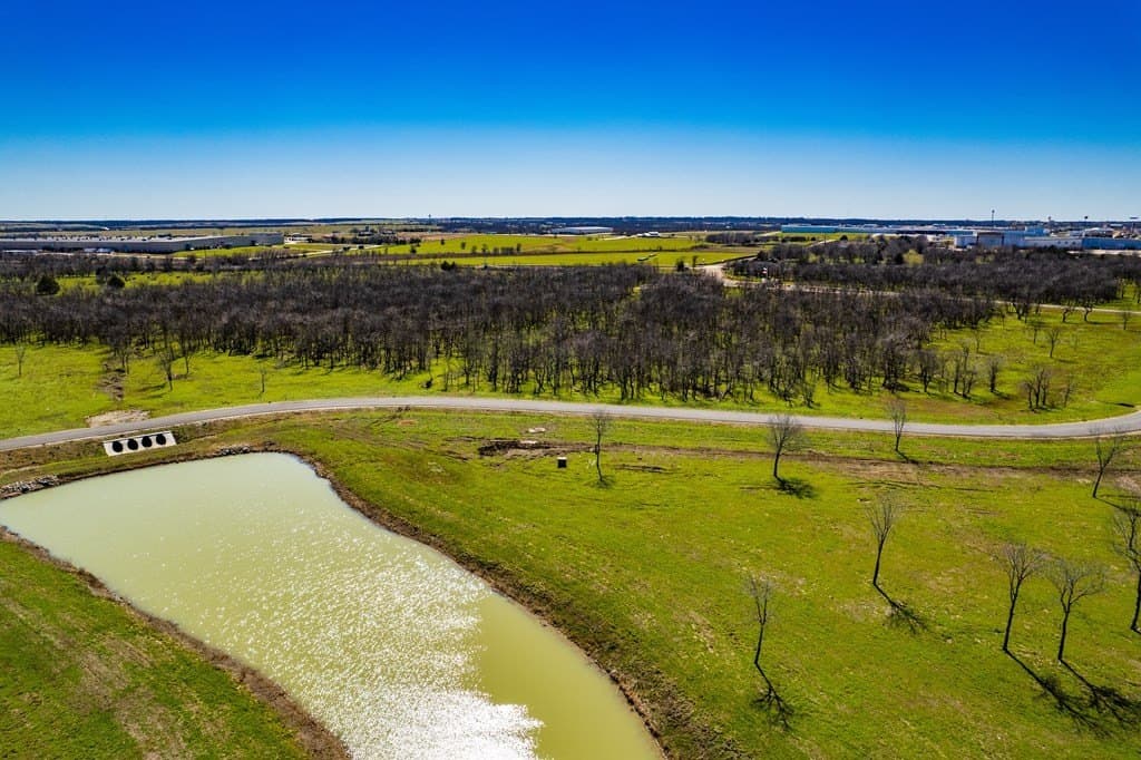 7.82 acres in Navarro County - photo 15