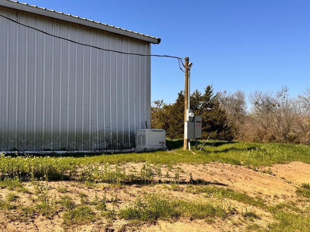 140 acres in Hunt County - photo 18