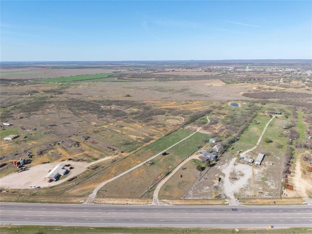 10 acres in Coleman County - photo 5