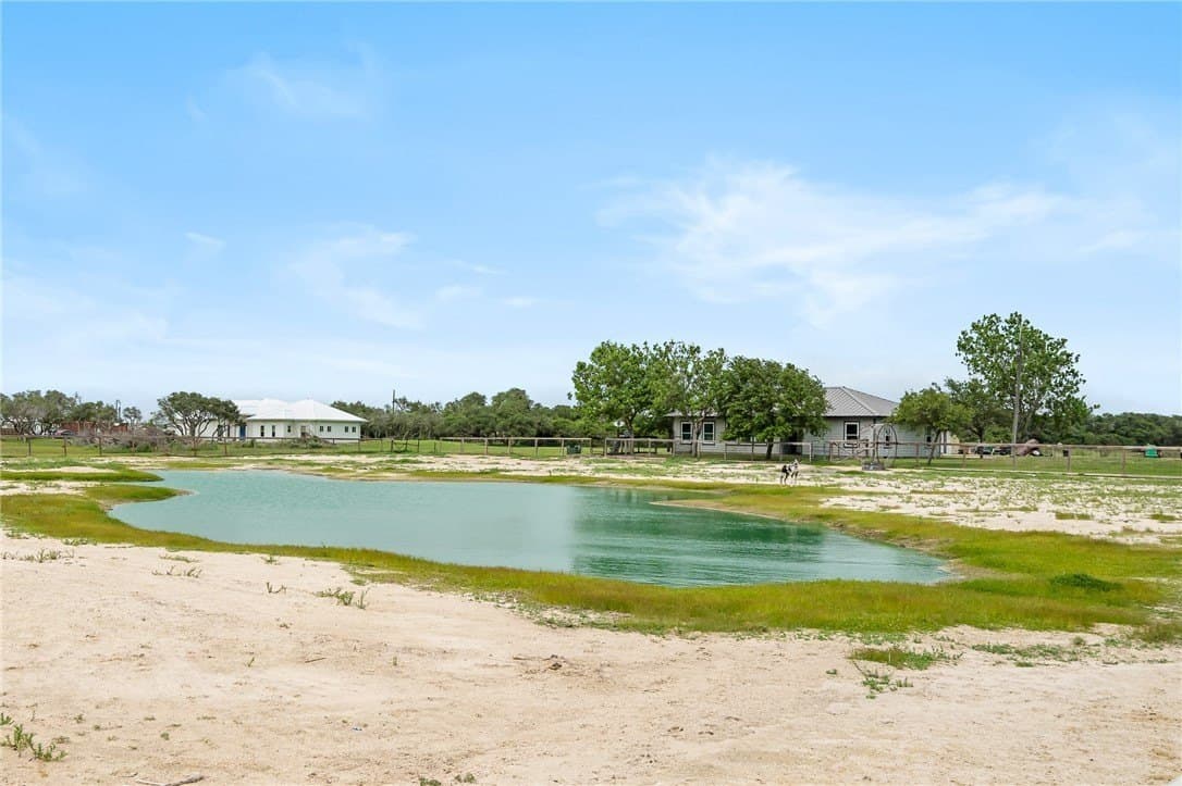 10.84 acres in Aransas County - photo 23