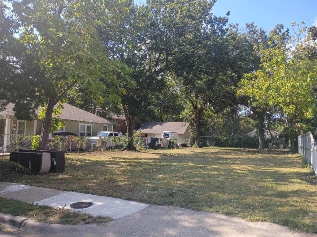 0.17 acres in Dallas County - photo 2