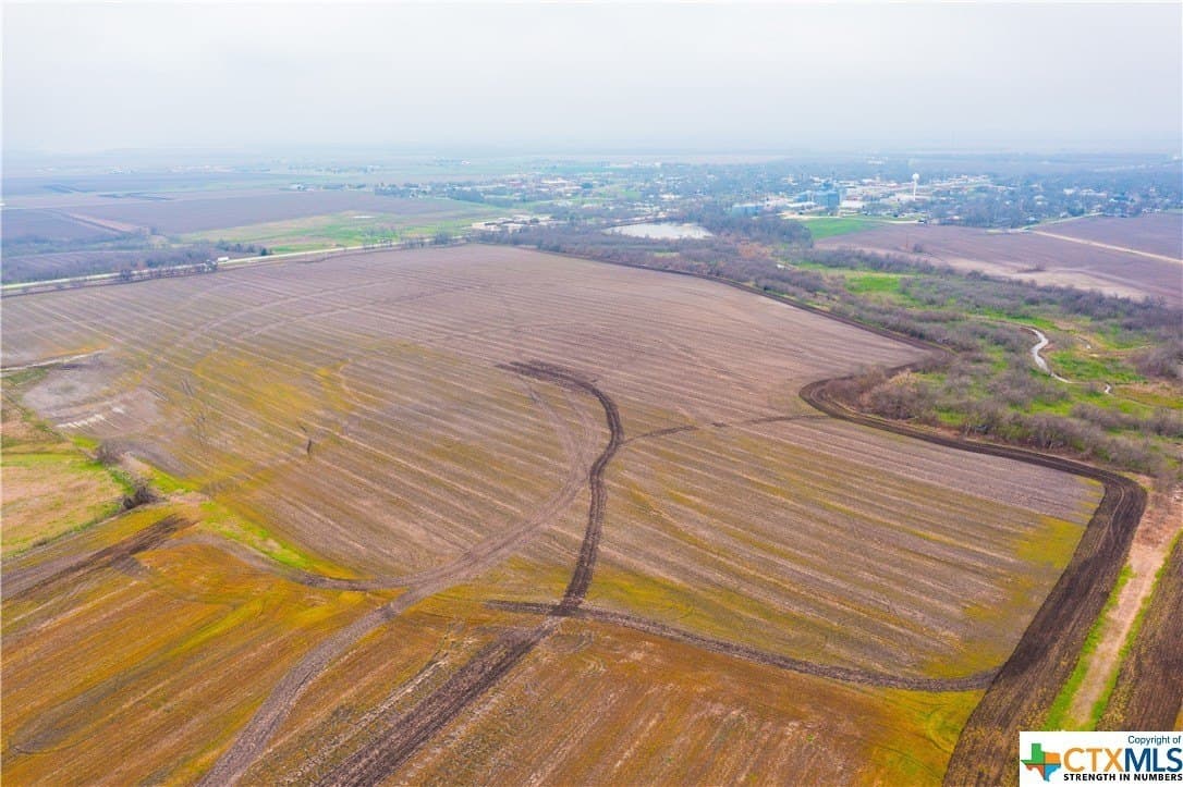 187.13 acres in Williamson County - photo 16