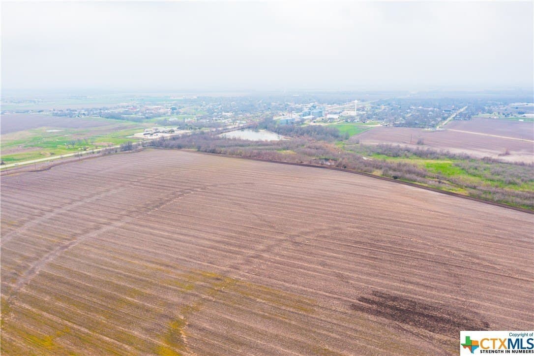 187.13 acres in Williamson County - photo 15
