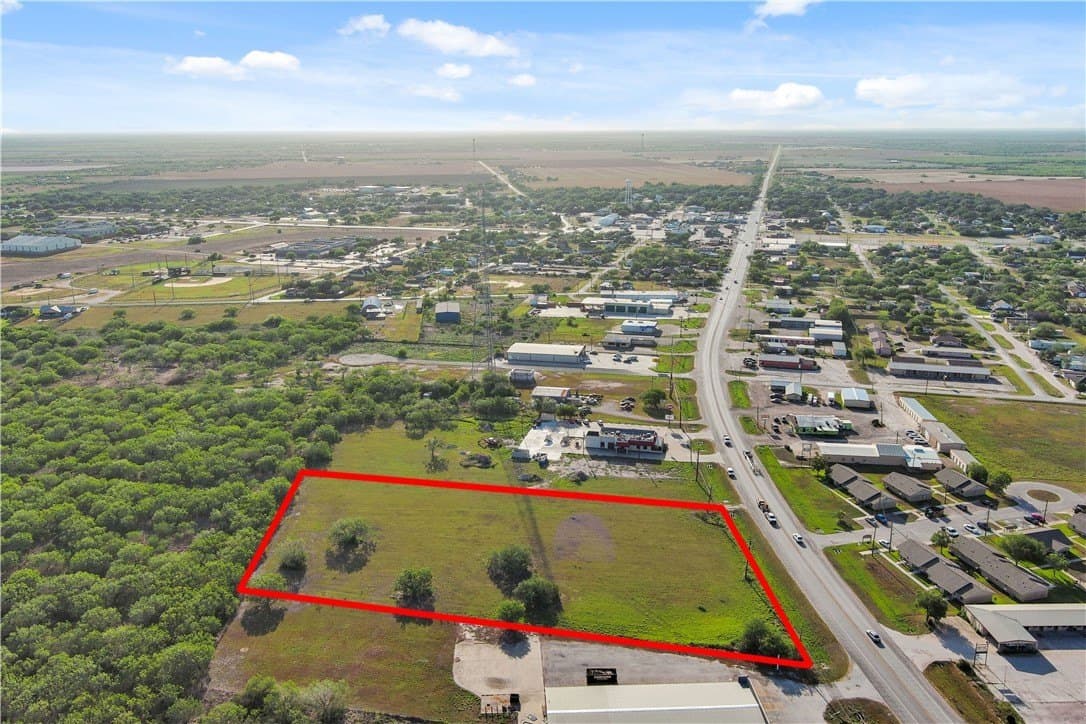 1.46 acres in Jim Wells County - photo 3