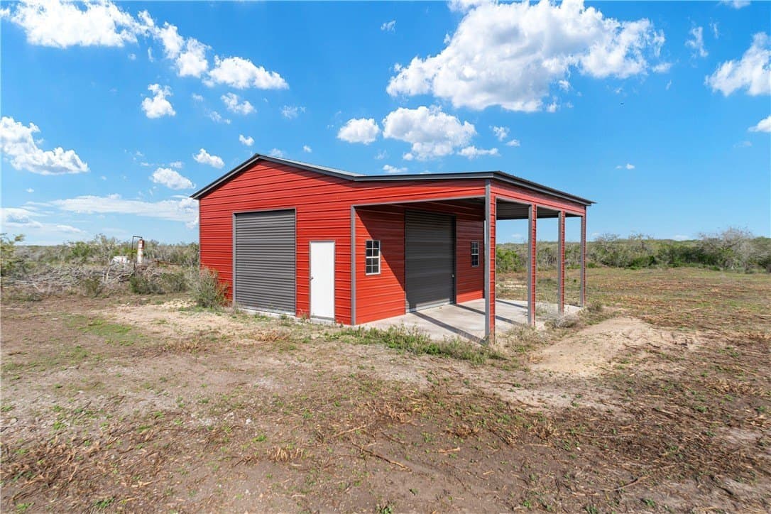 5.64 acres in Jim Wells County - photo 3