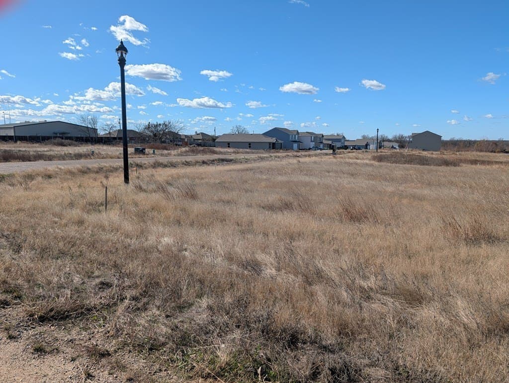 0.21 acres in Henderson County - photo 2