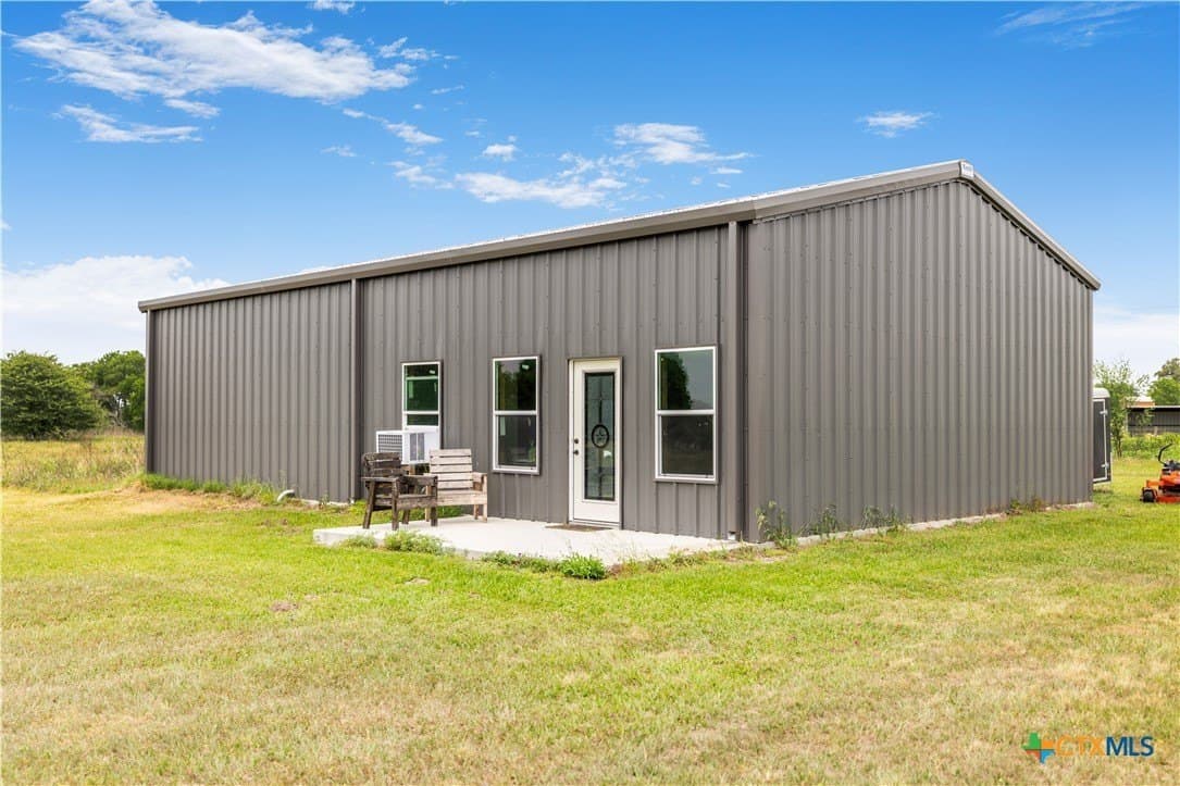 12 acres in DeWitt County - photo 21