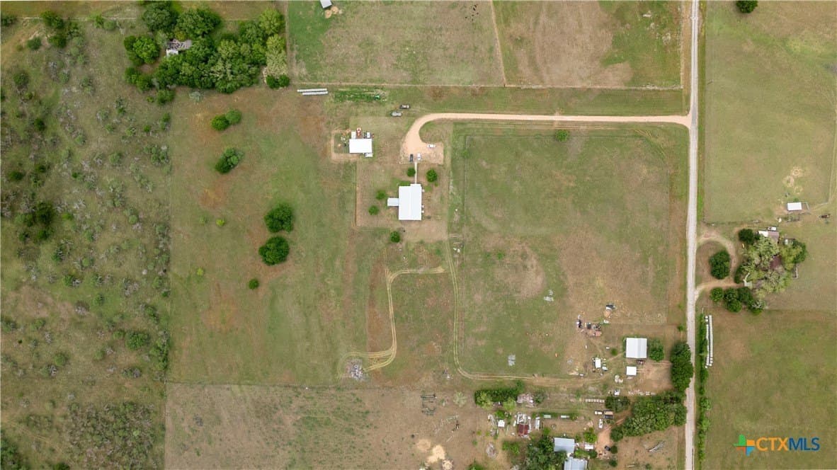 12 acres in DeWitt County - photo 29