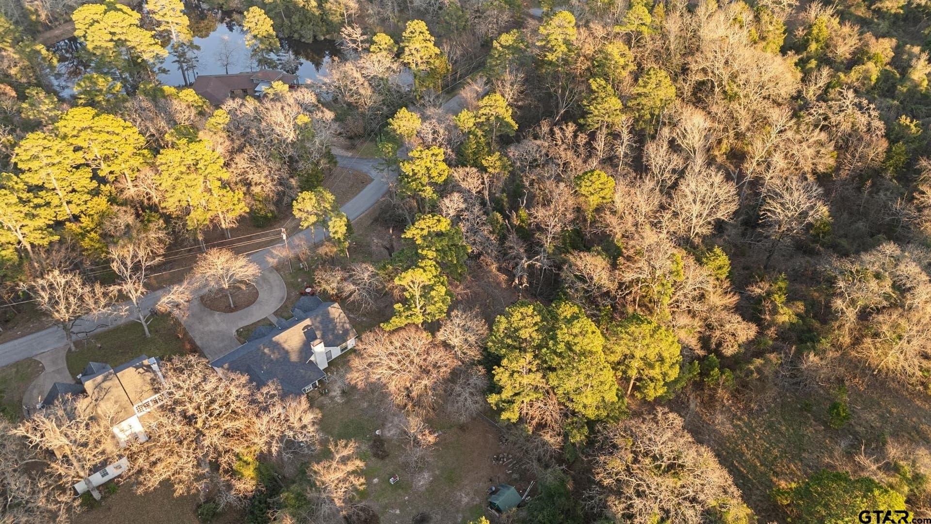 0.37 acres in Smith County - photo 5