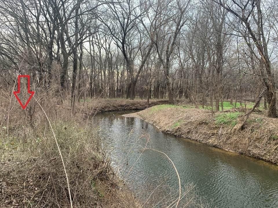 0.97 acres in Cooke County - photo 4