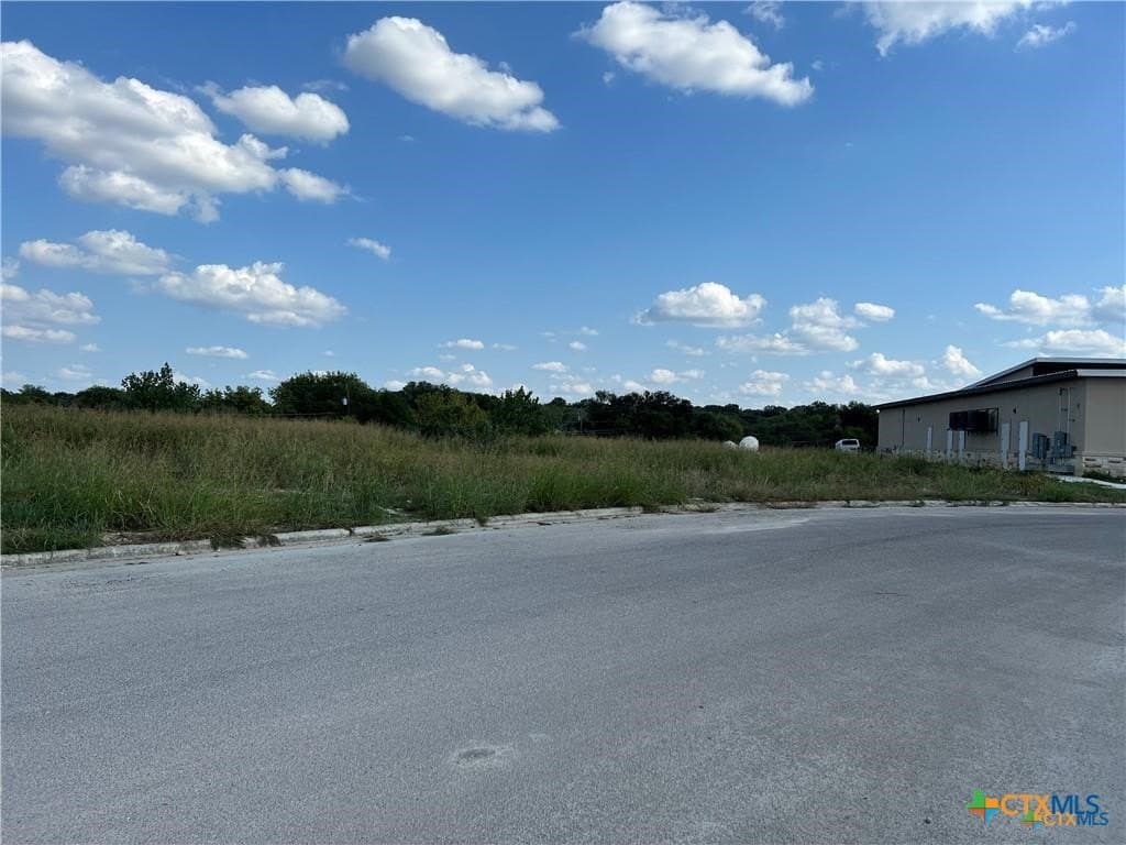 0.77 acres in Bell County - photo 6
