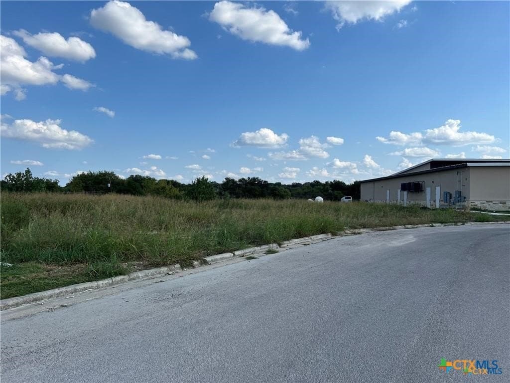0.77 acres in Bell County - photo 8