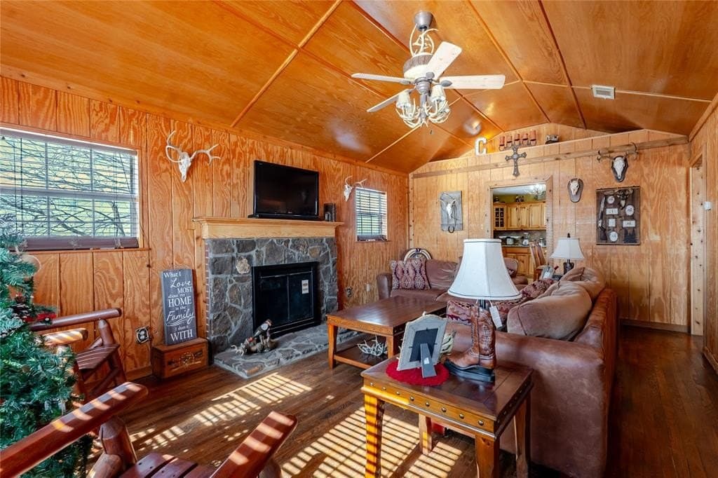19.49 acres in Jack County - photo 3