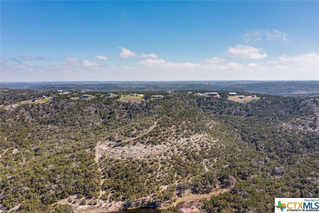 13.71 acres in Comal County - photo 2