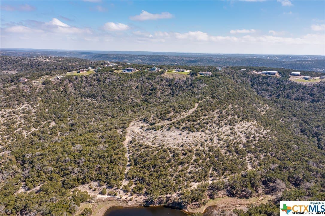 13.71 acres in Comal County - photo 3