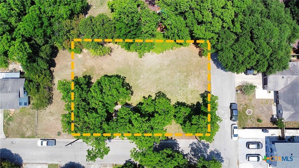 0.29 acres in Comal County - photo 2