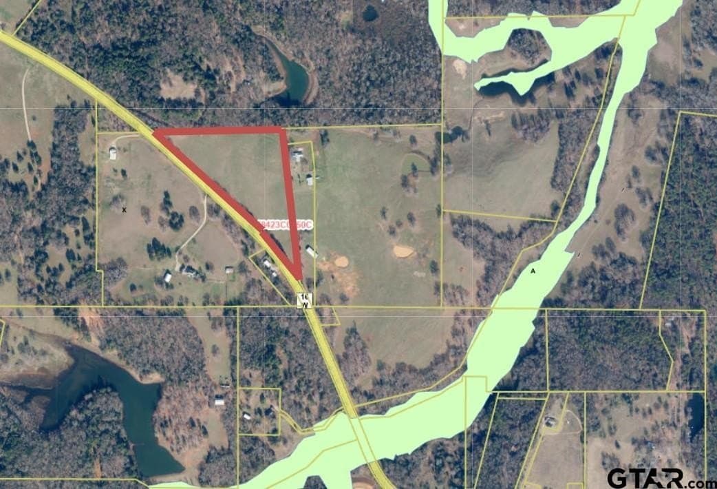 13 acres in Smith County - photo 2