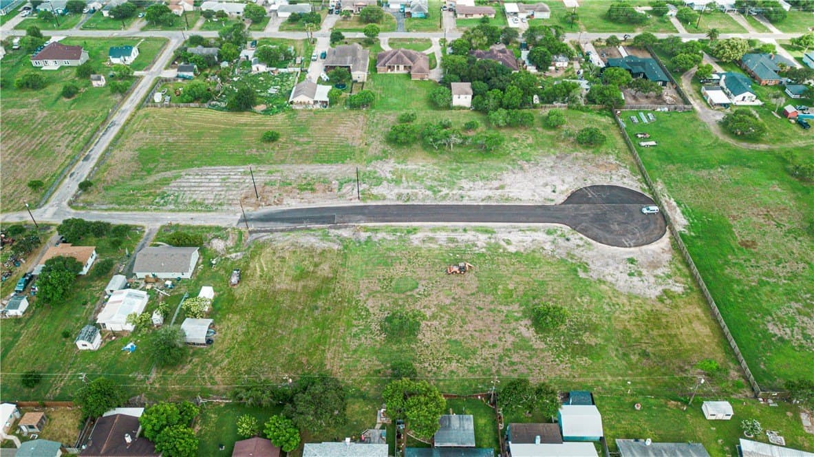0.43 acres in Nueces County - photo 4