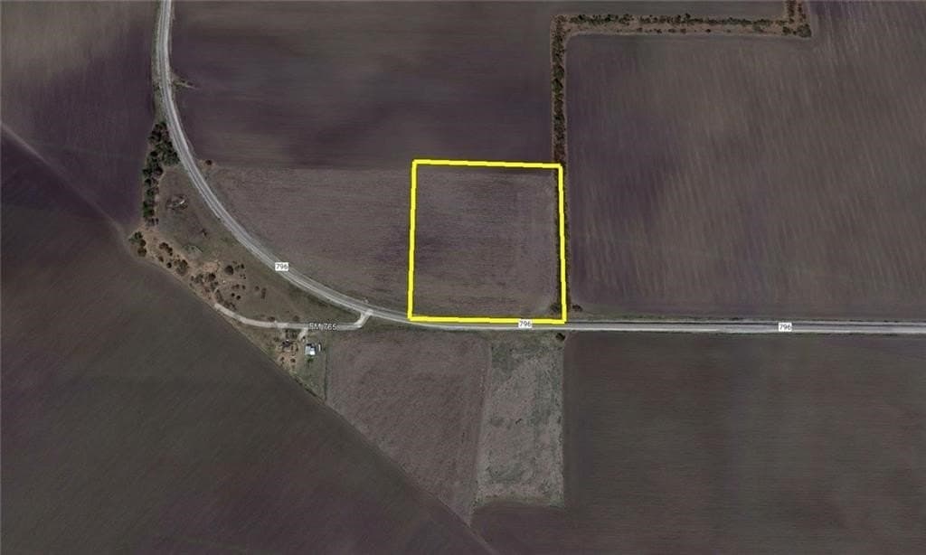 5.2 acres in San Patricio County - photo 2