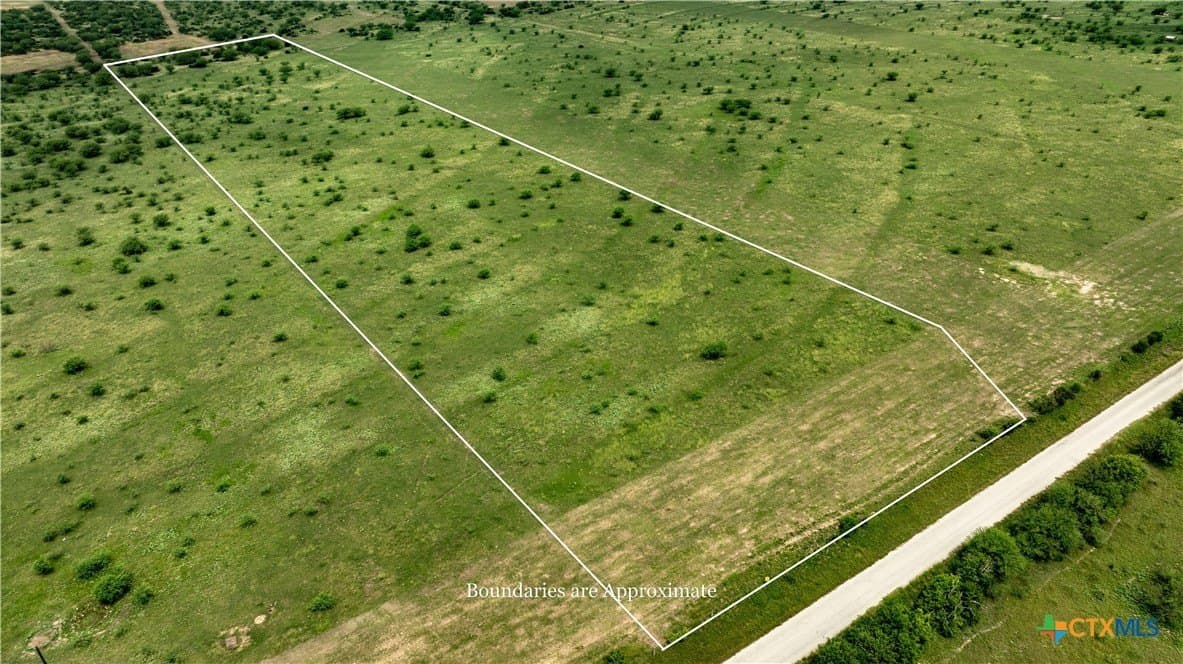 10.01 acres in DeWitt County - photo 6