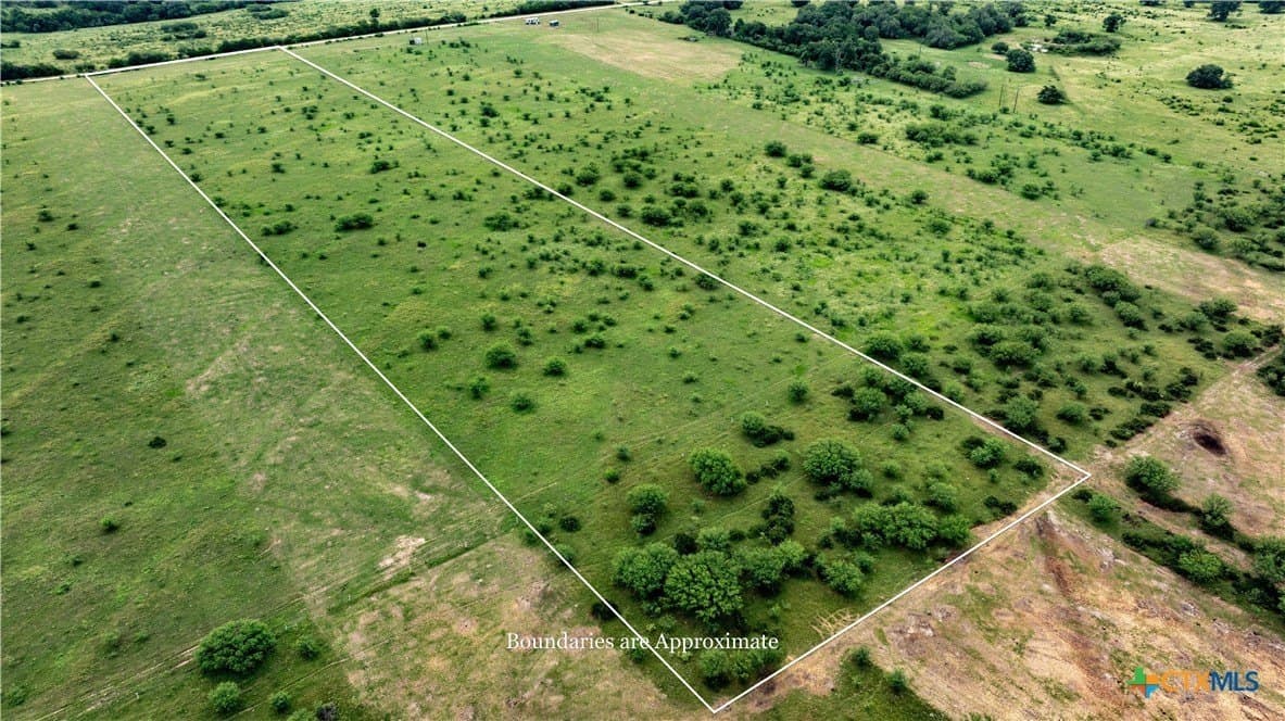 10.01 acres in DeWitt County - photo 5