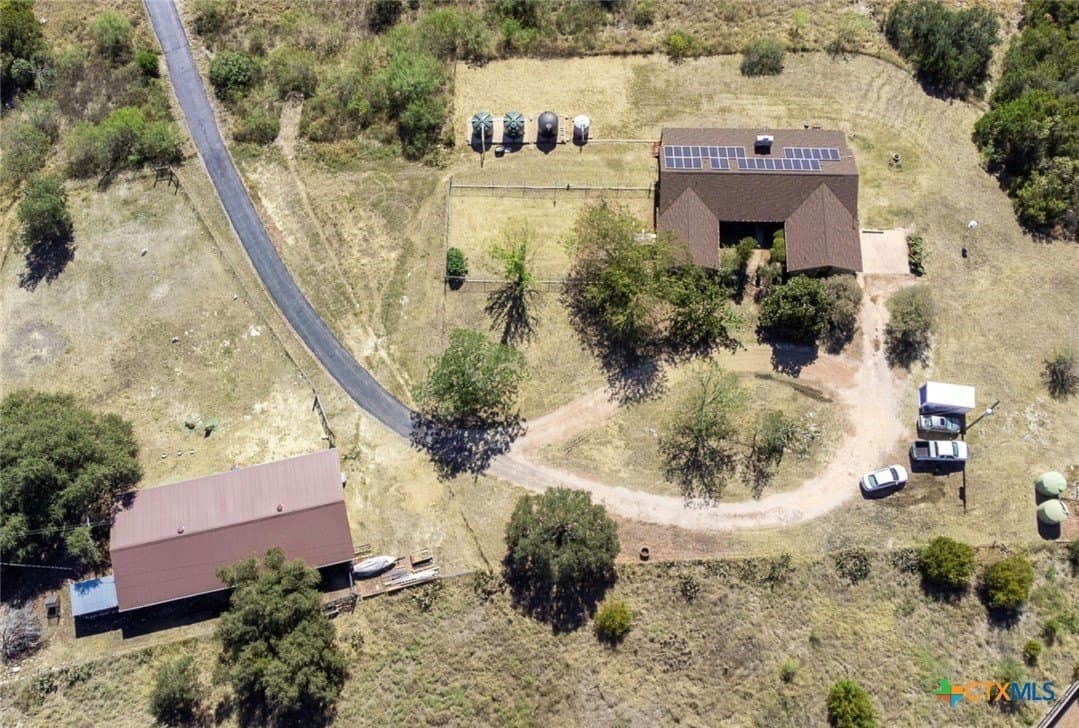 20 acres in Travis County - photo 18