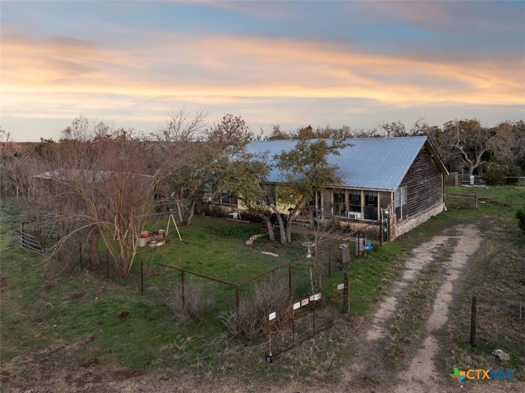 10 acres in Blanco County - photo 2