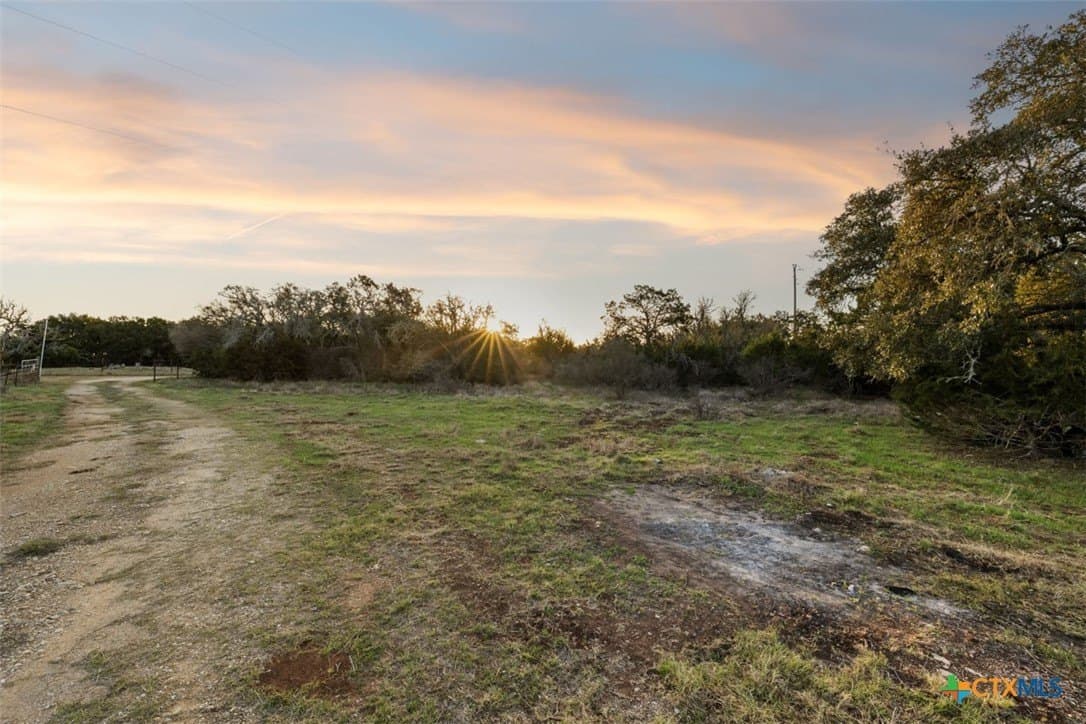 10 acres in Blanco County - photo 4