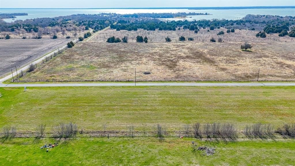 1.11 acres in Navarro County - photo 21