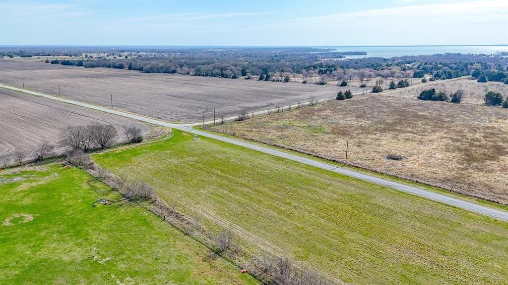 1.11 acres in Navarro County - photo 17