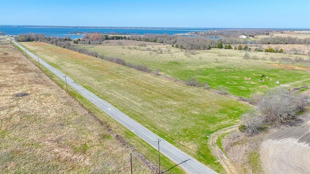 1.11 acres in Navarro County - photo 11