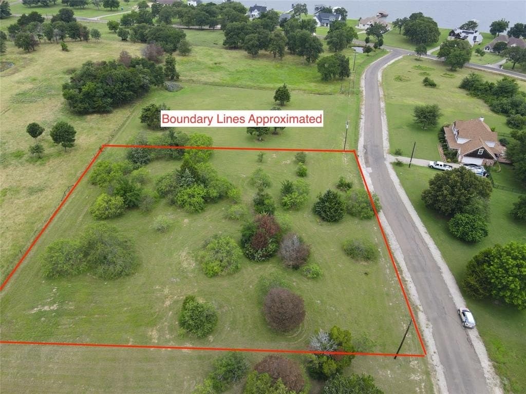 1.28 acres in Navarro County - photo 39