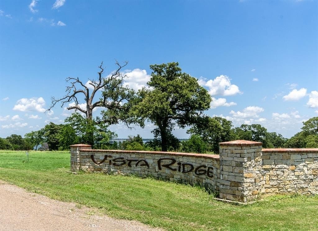 1.28 acres in Navarro County - photo 29