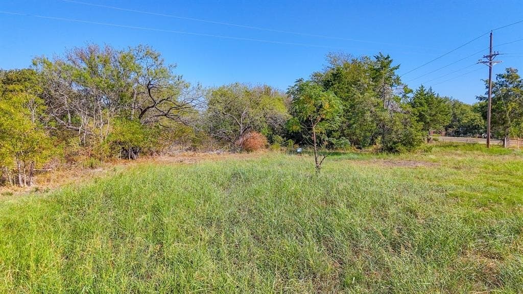 1.01 acres in Navarro County - photo 15