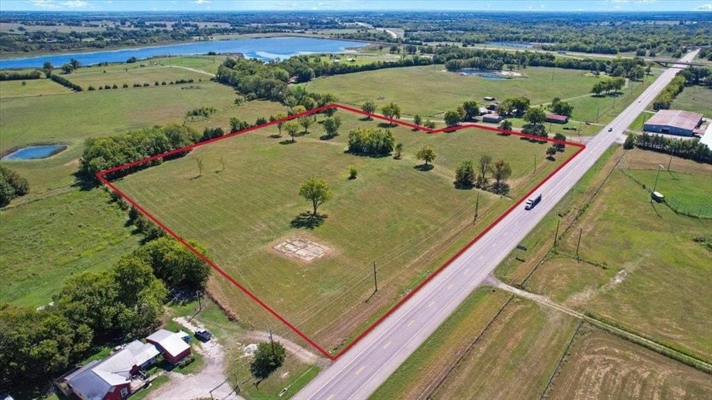 13.31 acres in Red River County - photo 21