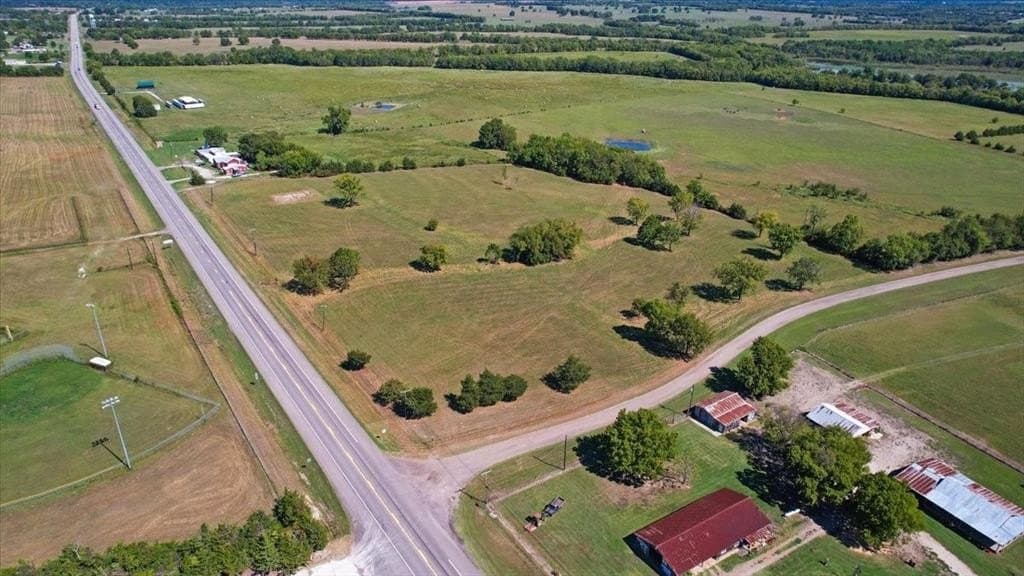 13.31 acres in Red River County - photo 4