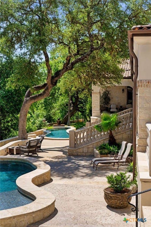 10.62 acres in Hays County - photo 3