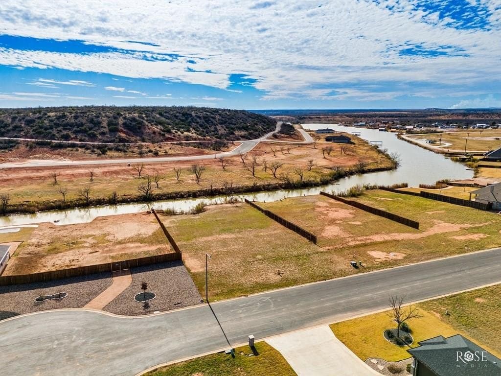 2217 Palms Court lot: 9