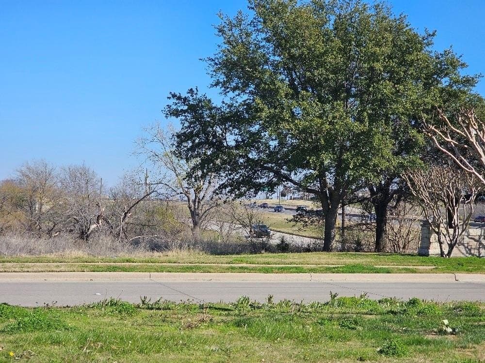 5.9 acres in Tarrant County - photo 5